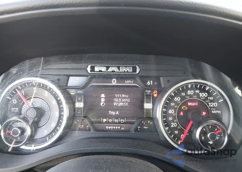 2021 Ram 1500 Big Horn 4X2 5'7 Box z USA, uszkodzony, nr VIN 1C6RREFT7MN593030